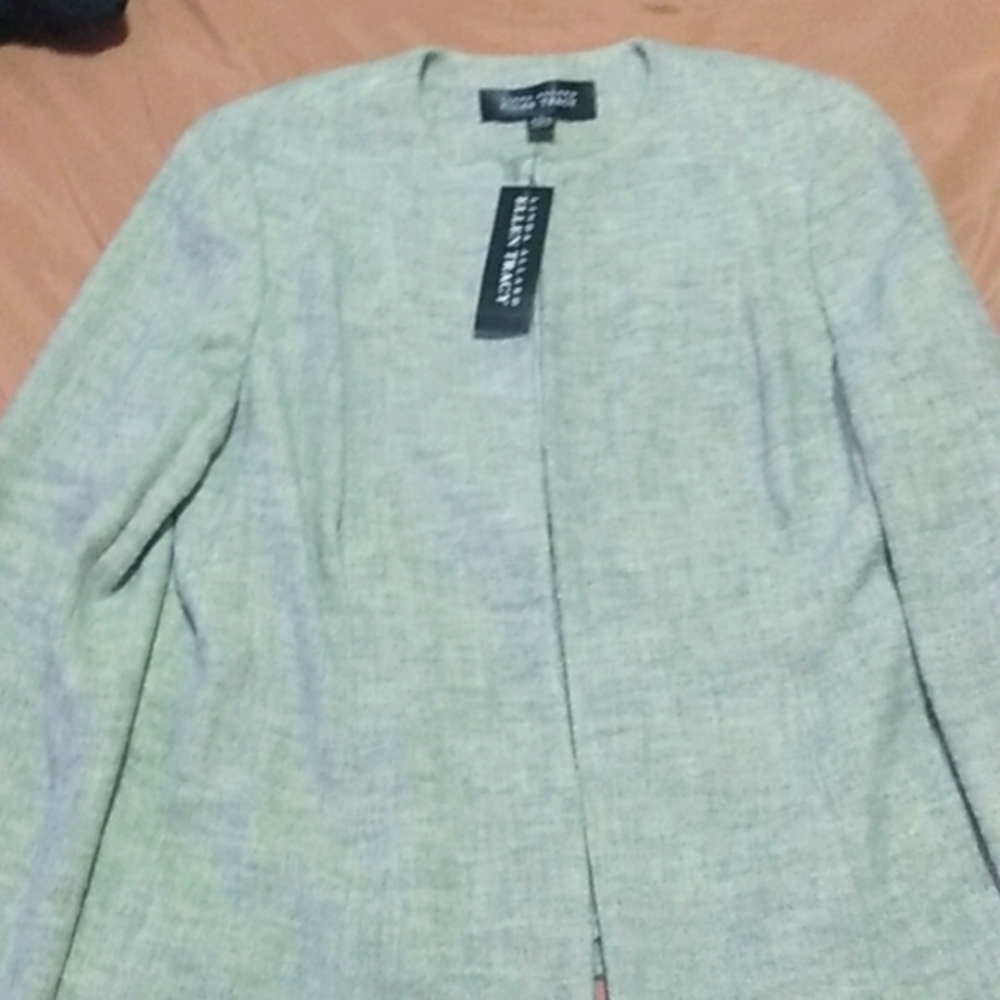 Ellen Tracy Suit Jacket and Skirt Set